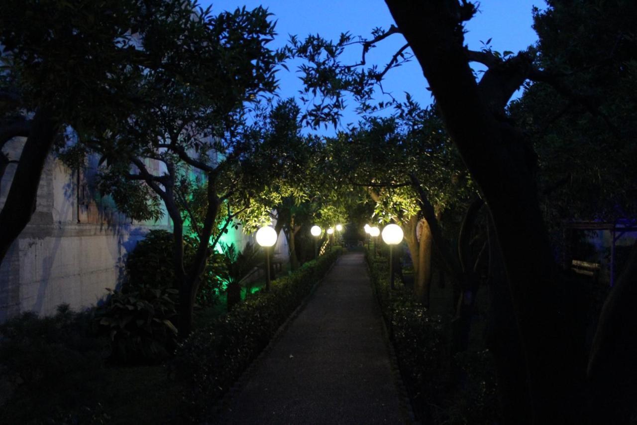 Il Giardino Degli Agrumi 卡塞塔 外观 照片