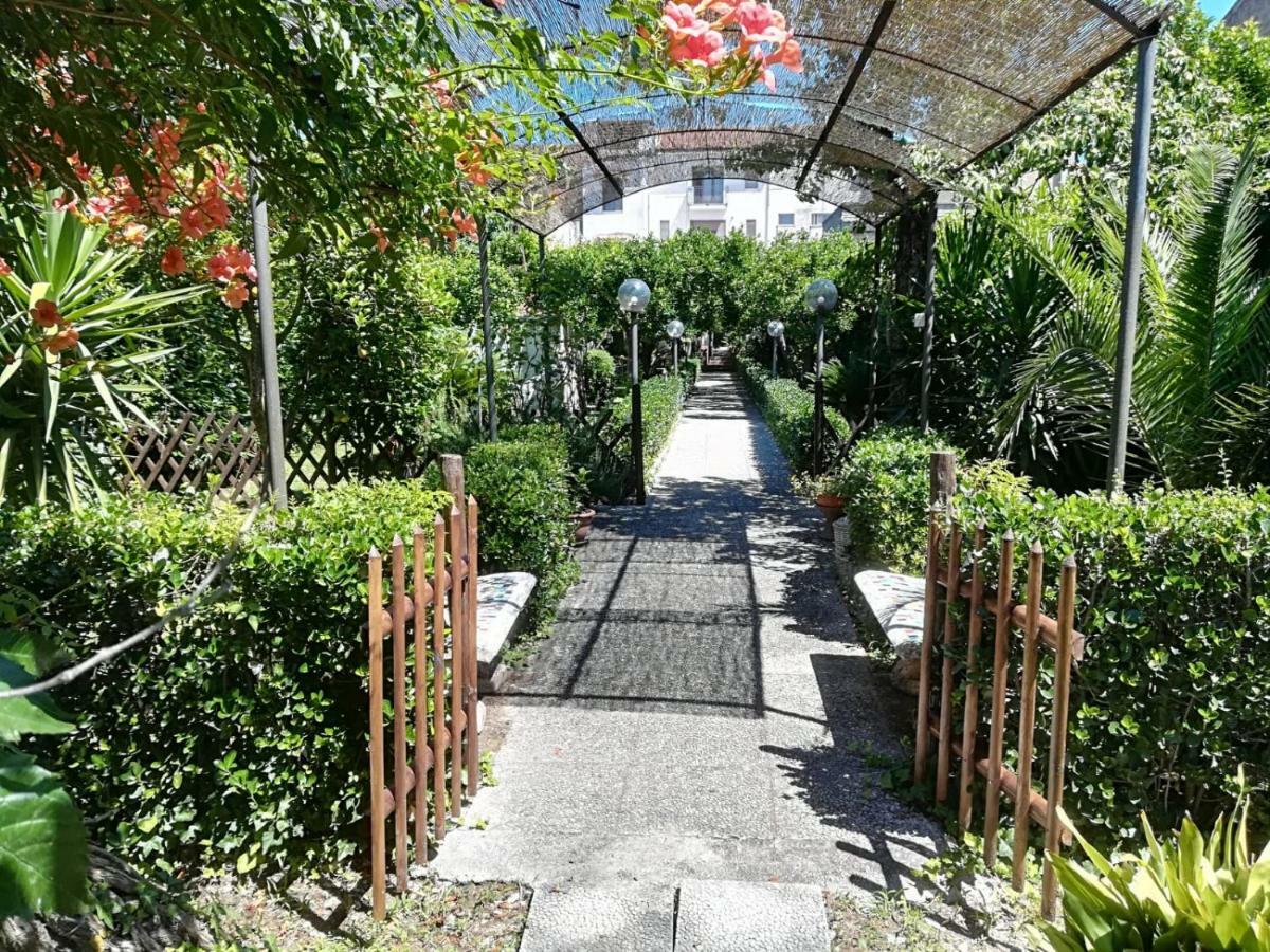 Il Giardino Degli Agrumi 卡塞塔 外观 照片